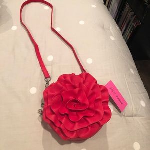 Betsey Johnson Rosette handbag 🌹